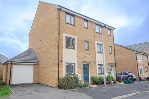 16 Snowdrop Drive, Emersons Green, Bristol, BS16 7LF