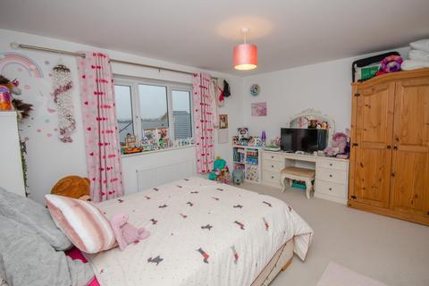 16 Snowdrop Drive, Emersons Green, Bristol, BS16 7LF