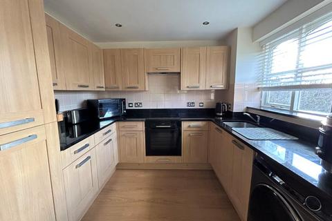 100 New Road, Mitcham, CR4 4LT