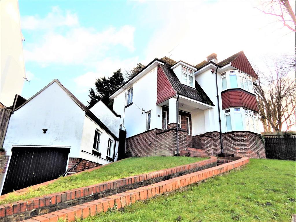 Maidstone Road, Chatham 3 bed detached house £500,000