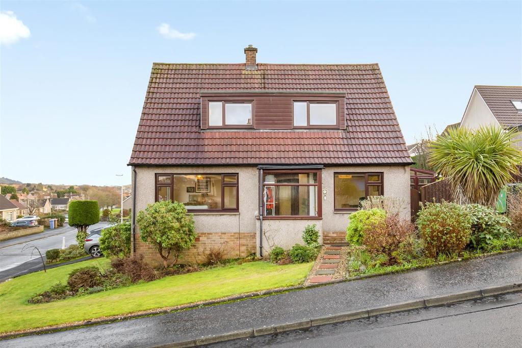 2 Thimblehall Place, Dunfermline... 3 bed detached house £255,000