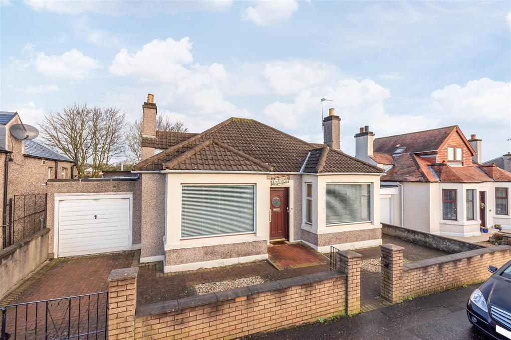 112 Arthur Street, Dunfermline, KY12 0JJ 2 bed detached bungalow £239,950