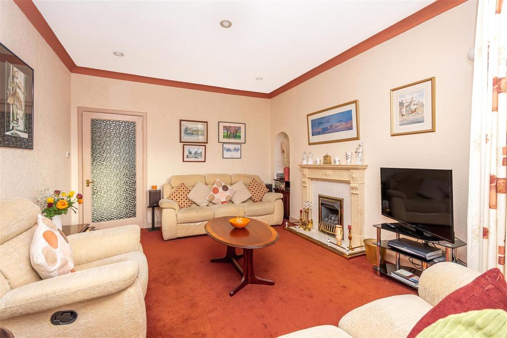 112 Arthur Street, Dunfermline, KY12 0JJ 2 bed detached bungalow £239,950