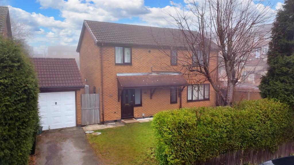 Ashington Drive, Arnold, Nottingham 4 bed detached house for sale £385,000