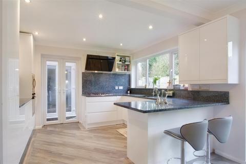 2 Ashington Drive, Arnold, Nottingham, NG5 8GH