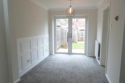 3 bedroom end of terrace house to rent, Norham Place, Worcester