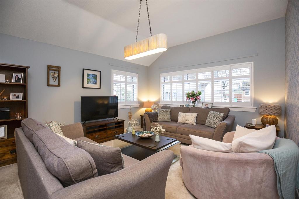 25 The Wynd, Dalgety Bay, KY11 9SJ 4 bed detached bungalow £395,000