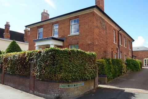 undefined, 1 Royal Oak Gardens, Malvern, Worcestershire, WR14
