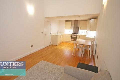 9 Chrisharben Court, Clayton, Bradford, BD14 6AF