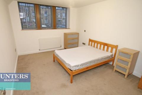 9 Chrisharben Court, Clayton, Bradford, BD14 6AF