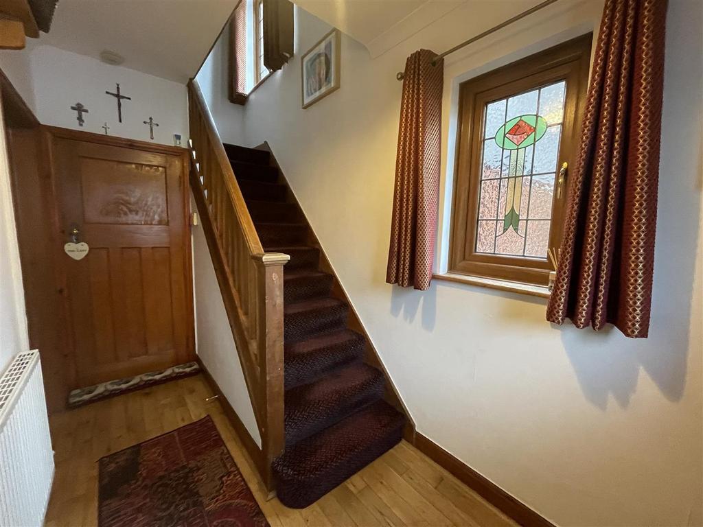 Harlech Crescent, Sketty, Swansea... 3 bed semidetached house £245,000