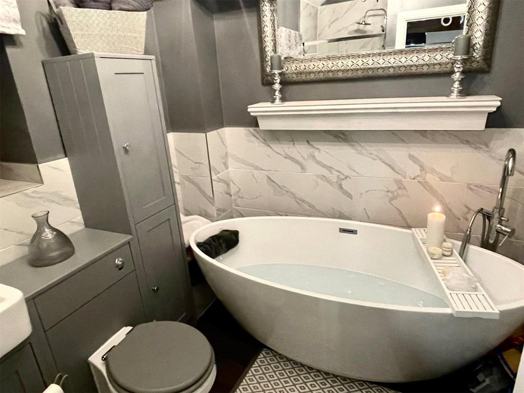 Bathroom 2