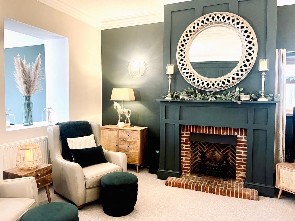 Lounge 6