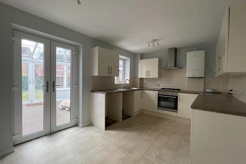 3 bedroom semi-detached house to rent, Wigsley Road, Birchwood, LN6