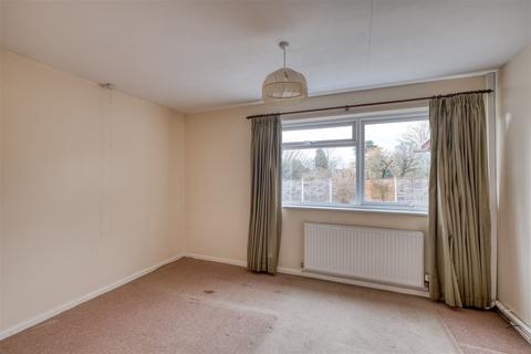 15 Chacewater Crescent, Worcester, WR3 7AN