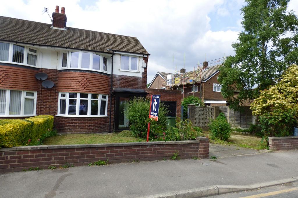 The Fairway, Offerton, Stockport, SK2 3 bed semidetached house £290,000