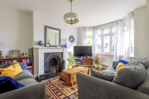 29 Widmore Lodge Road, Bromley, BR1 2QE