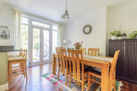29 Widmore Lodge Road, Bromley, BR1 2QE