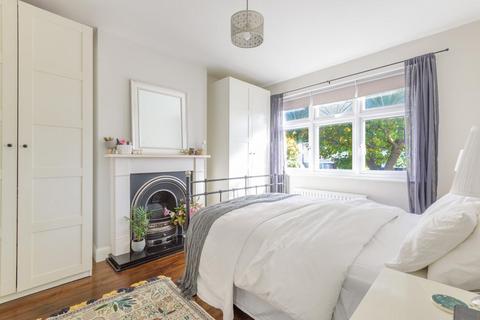 29 Widmore Lodge Road, Bromley, BR1 2QE