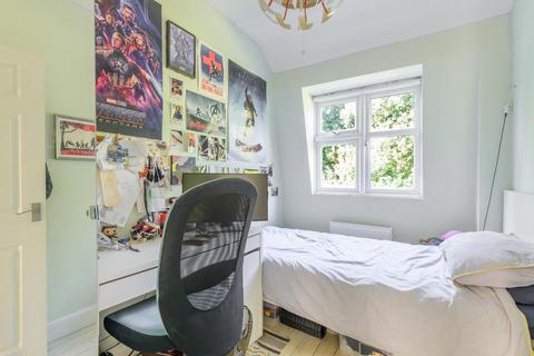 29 Widmore Lodge Road, Bromley, BR1 2QE