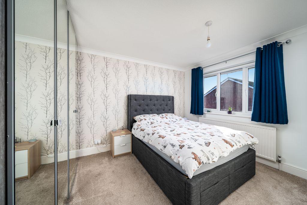 Bedroom 2 (Double)