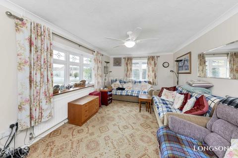 31 Courtfields, Swaffham, PE37 7ET