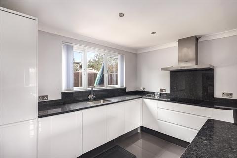 118 Henniker Road, London, E15 1JP