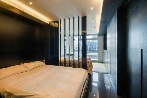 Studio to rent, Pan Peninsula, Canary Wharf, E14