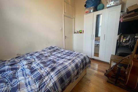 1 bedroom flat to rent, Belmont Road, Turnpike Lane, N15