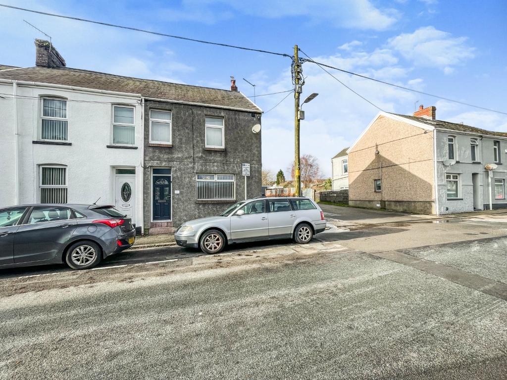 Cecil Road, Gorseinon, Swansea, West... 3 bed end of terrace house £
