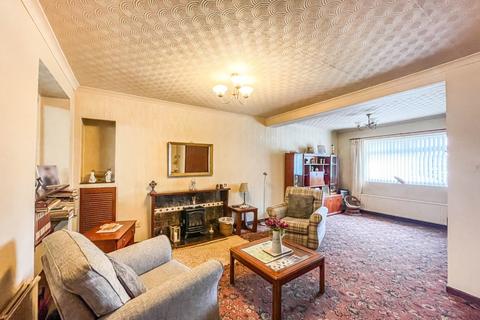 21 Cecil Road, Gorseinon, Swansea, SA4 4BY