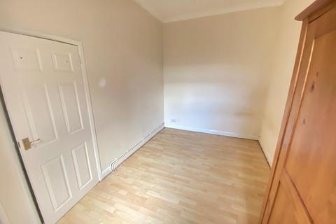 88 Park Street, Grimsby, DN32 7NT
