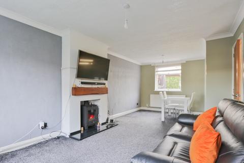 14 Blythorpe, Hull, HU6 9HG