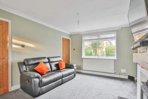 14 Blythorpe, Hull, HU6 9HG