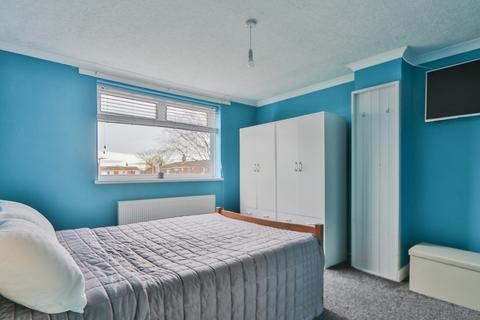 14 Blythorpe, Hull, HU6 9HG