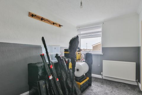 14 Blythorpe, Hull, HU6 9HG