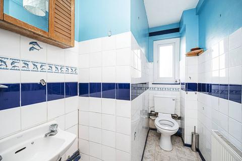 40 Brownlow Road, London, E8 4NR