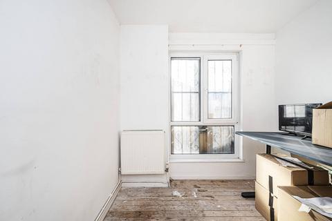 40 Brownlow Road, London, E8 4NR