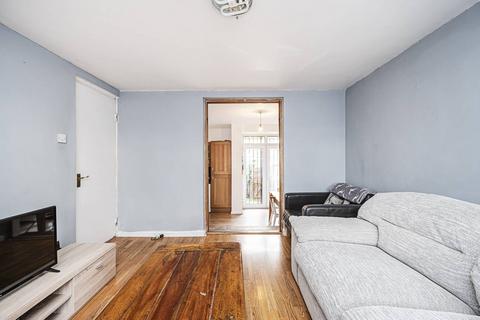 40 Brownlow Road, London, E8 4NR