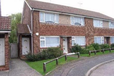 2 bedroom flat to rent, Pentland Road, Bushey, WD23