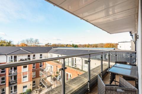 2 bedroom retirement property for sale - Virginia Water,  Surrey,  GU25