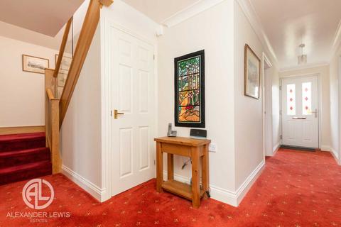 35 Romany Close, Letchworth Garden City, SG6 4LA