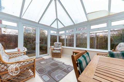 35 Romany Close, Letchworth Garden City, SG6 4LA