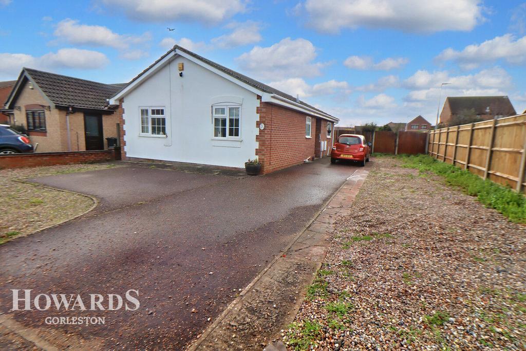 Mill Lane, Bradwell 3 bed detached bungalow for sale £250,000