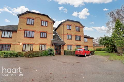 38 Bordeaux Close, Northampton, NN5 6YR
