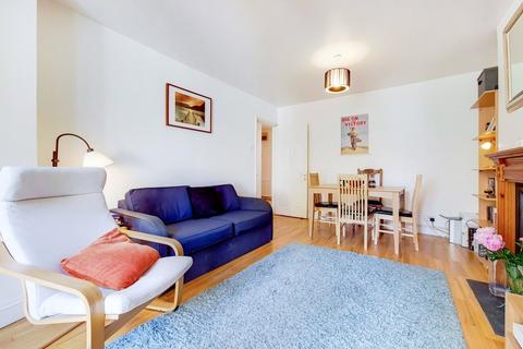 120a Agar Grove, London, NW1 9TY