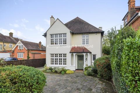 5 bedroom detached house for sale - Southborough Road, Bickley