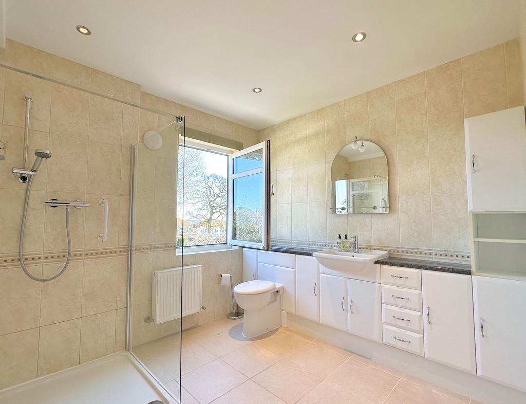 New Road, Shenley, WD7 2 bed cottage £550,000