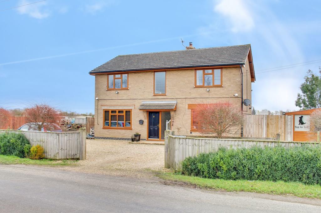 North Road, Gedney Hill, PE12 4 bed detached house £475,000