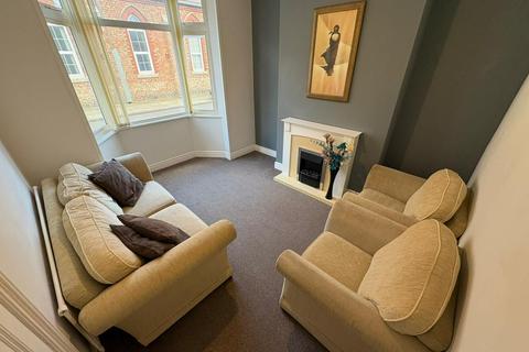 2 bedroom terraced house to rent, Vicarage Street, Stockton-on-Tees